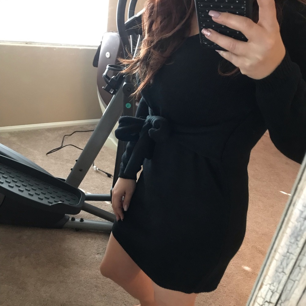 Adjustable tie sweater dress